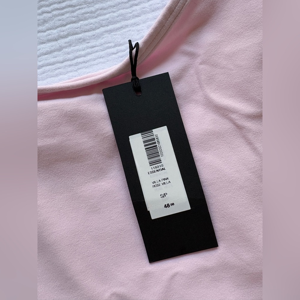 Aritzia Golden Butter Light Pink Cami and Biker Shorts NWT - Picture 3 of 7